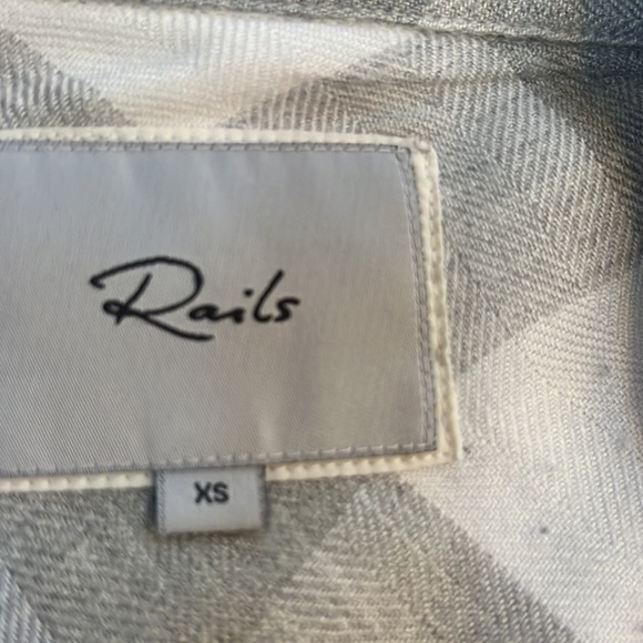 Rails Woman’s LA14 Grey Plaid Button Down Size XS - Picture 3 of 5